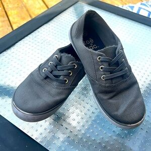 Boys slip-on sneaker